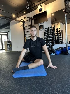 Pigeon stretch (golub) 2