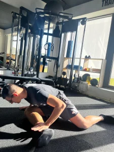 90/90 Hip Stretch 90/90 Hip Stretch